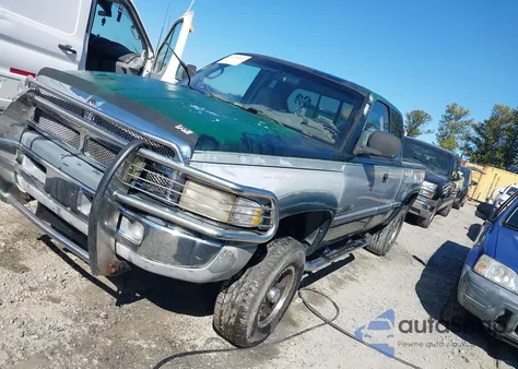 1998 Dodge Ram 1500 St z USA, uszkodzony, nr VIN 1B7HF13Z2WJ173880
